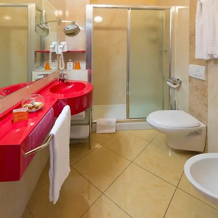 Hotel Palace Magnolia Spa Tortoreto Exterior photo